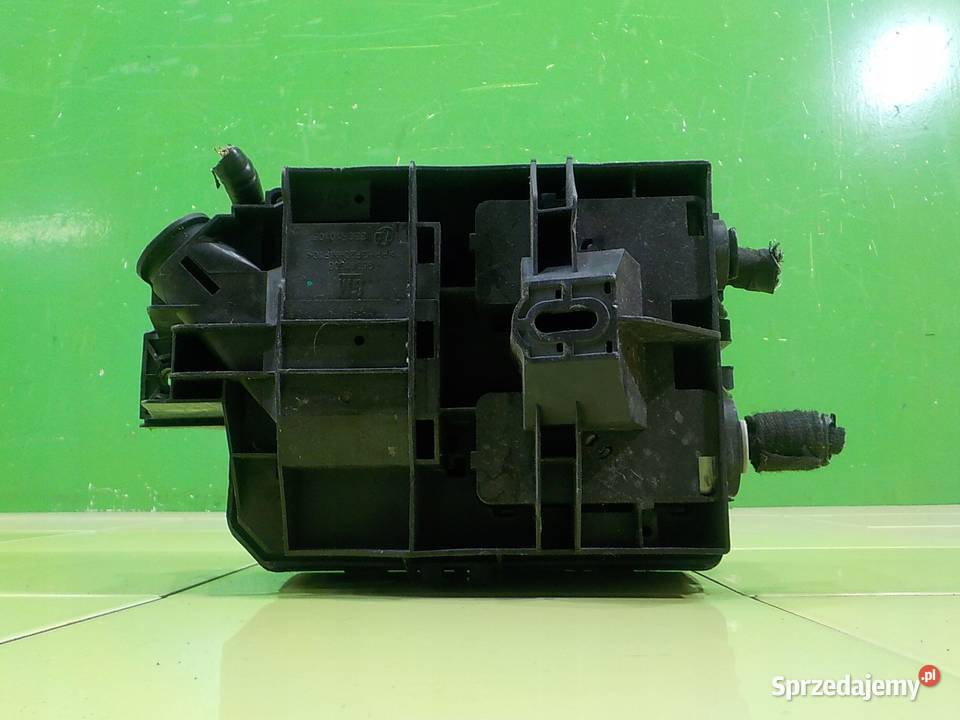 OPEL CORSA E 10 T 15r HB 3D skrzynka mazowieckie Suków sprzedam