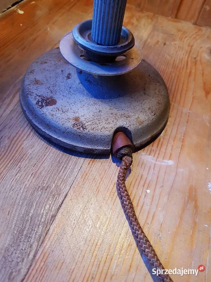 PrzedwojennaZabytkowa działająca lampa stojąca sprzedam