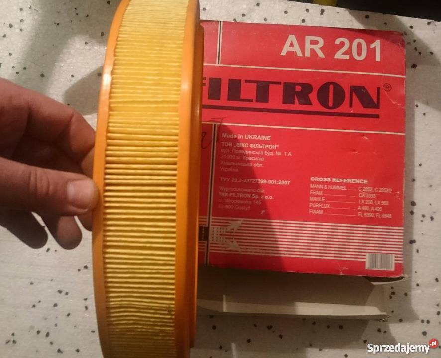 FILTR filtron powietrza AR201 AUDI VW SKODA