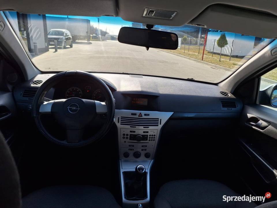 Opel Astra H 14 benz 2009r szary Ładna