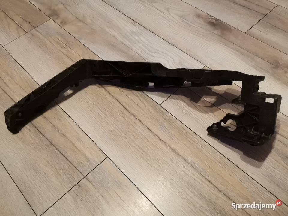 SEAT LEON III PRAWY SLIZG MOCOWANIE LAMPY PRZÓD Międzychód