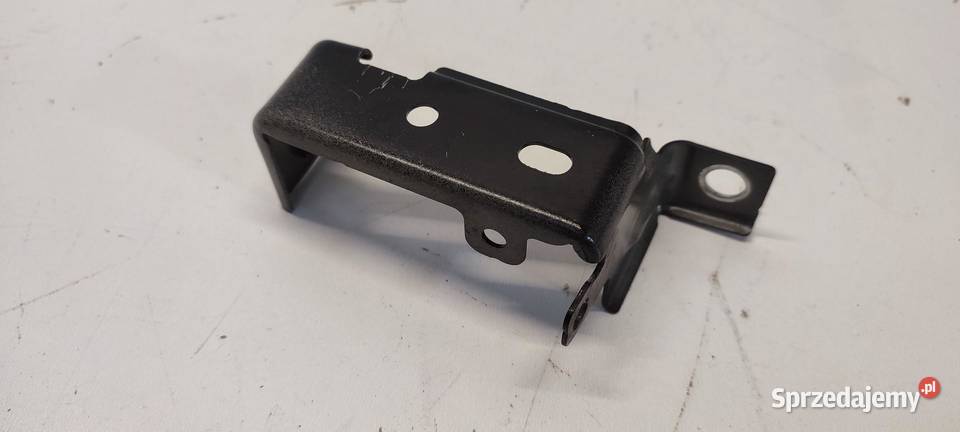 VOLVO XC40 MOCOWANIE BŁOTNIKA PRAWY PRZÓD 717