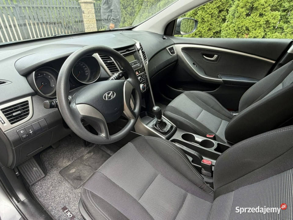 Hyundai i30 6 biegów 14 99 Super Stan GWARANACJA światła do jazdy dziennej sprzedam