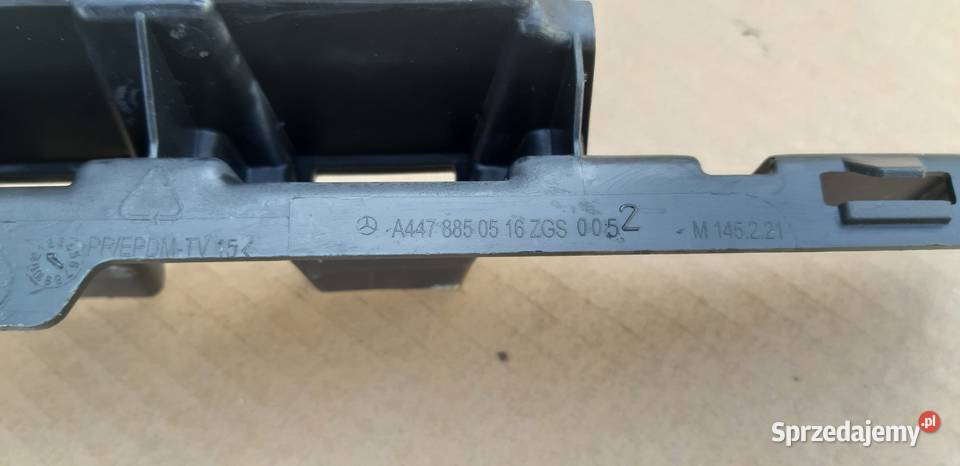 MERCEDES VITO W447 ŚLIZG ZDERZAKA TYŁ Bieleń