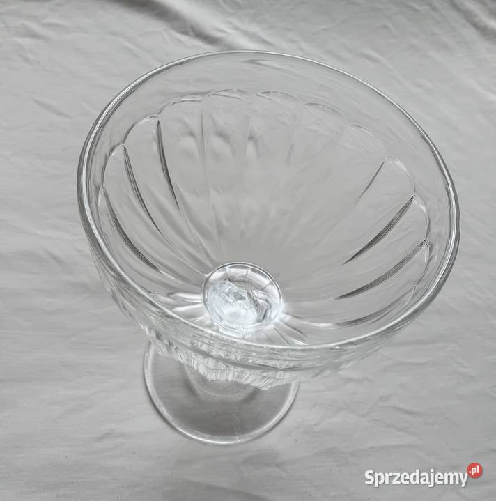 Pokal na stopie Rastal druga połowa XX w Kopia Porcelana i szkło Koźminek