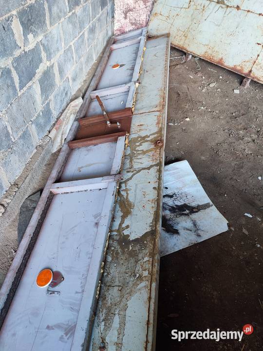 Burty do przyczepy d47 Suchowola