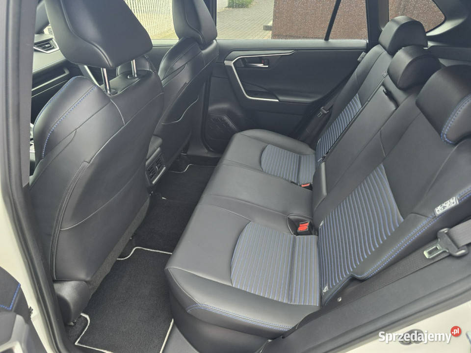 Toyota RAV4 SELECTION 25 HYBRID Biała Perła przyciemniane szyby Włocławek