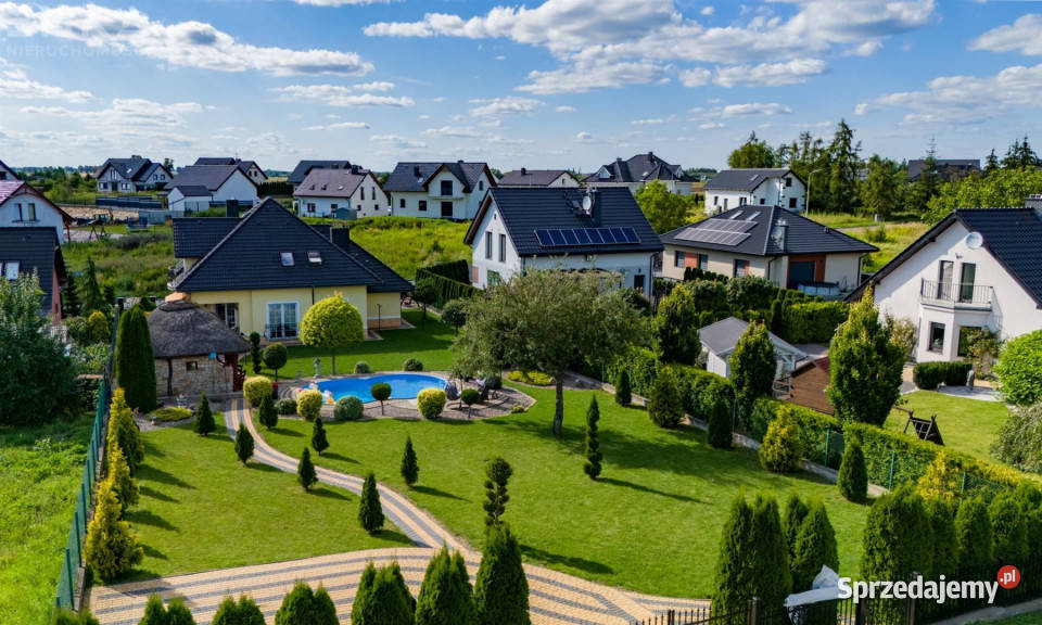 Dom wolnostojący Świecie Poziomkowa 175 metrów