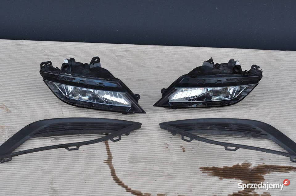 Wyprzedaż garażowa Lampy halogen z osłonami Myślenice