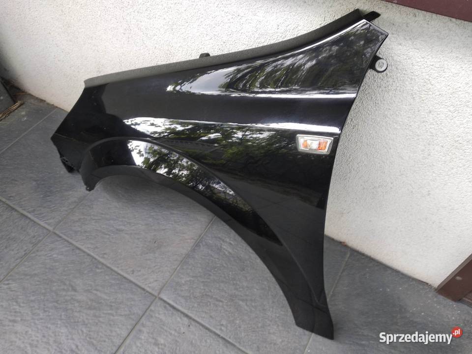 Opel Astra H błotnik lewy przedni czarny Z20H łódzkie Sieradz