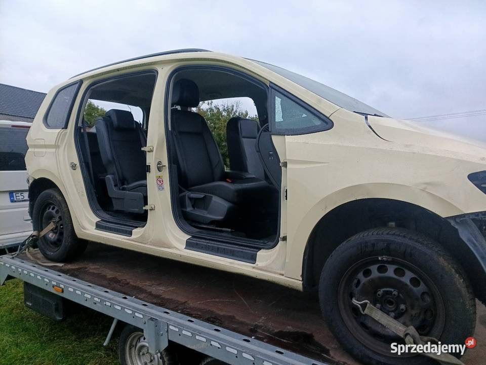 VW Touran 5TA 2019 części fotel próg tapicerka osobowe Rusiec