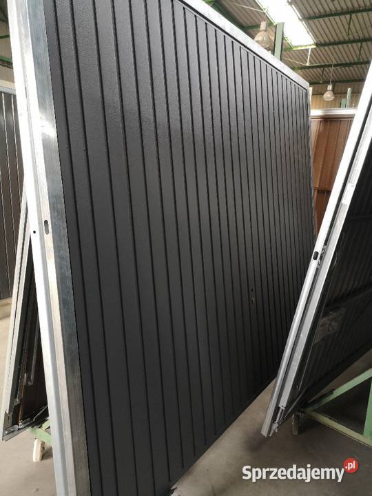 Brama garażowa uchylna 3000x2100 antracyt brąz Budowa Wrocław