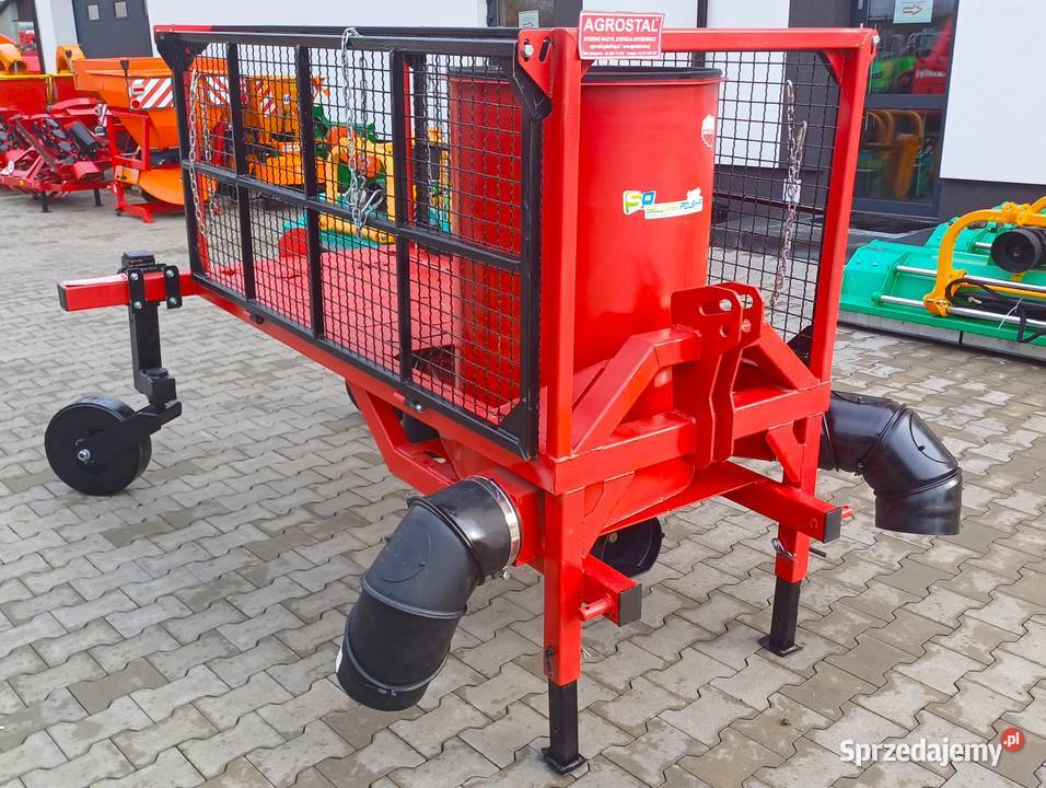 Ścielarka słomy do truskawek SELMAR AGROSTAL Rolnictwo Wola Różaniecka