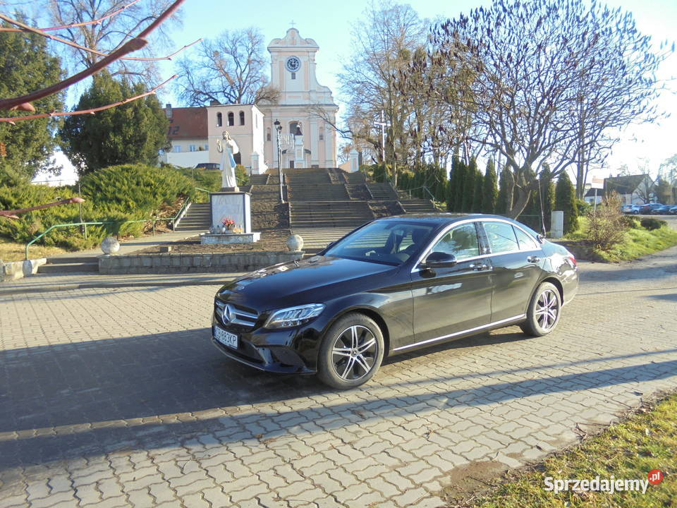 S PRZEDAM Mercedesa c klasa model 2020 15