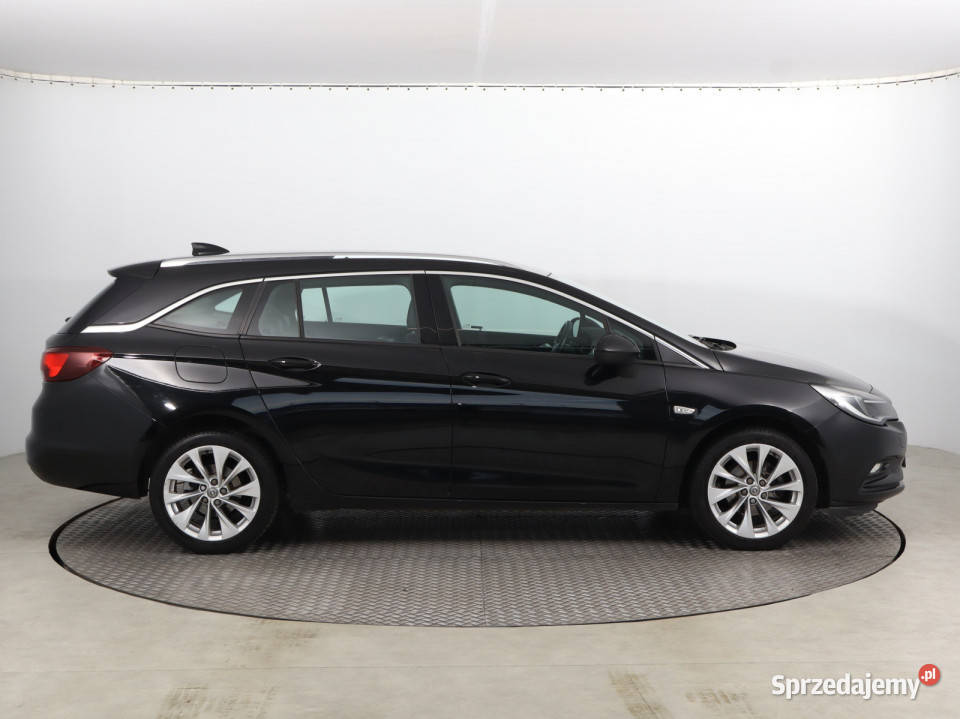 Opel Astra 14 T Bielany Wrocławskie