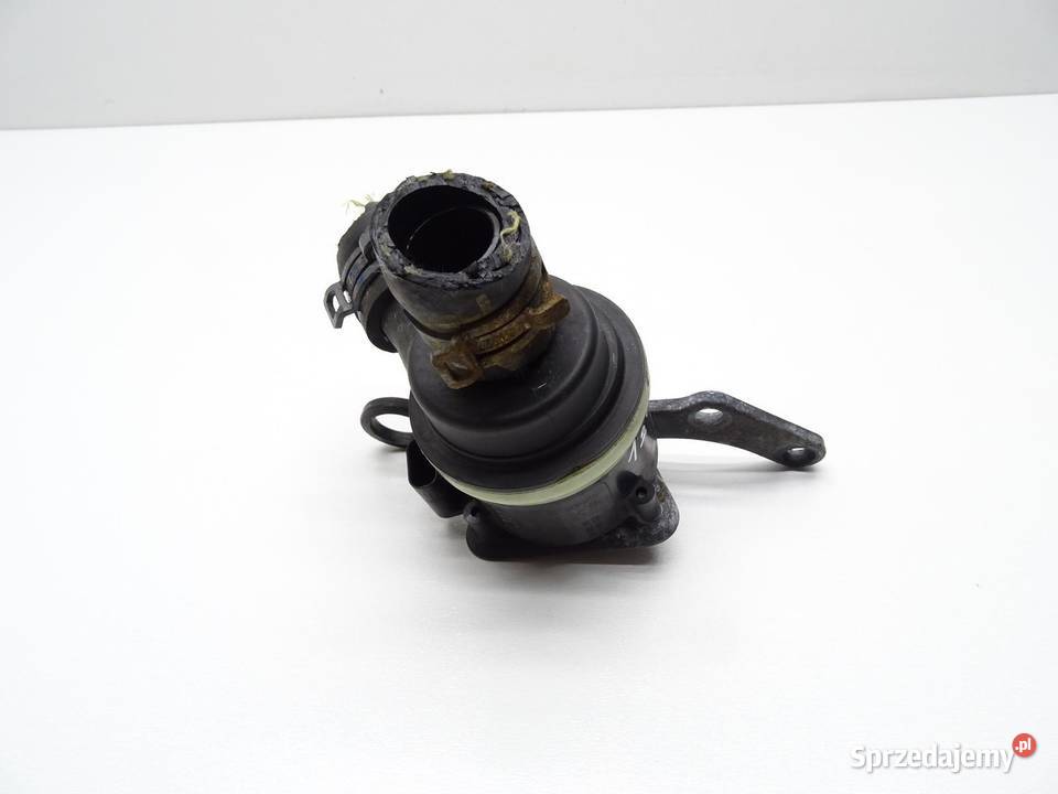 DODATKOWA POMPA POMPKA WODY CCW 059121012B 30