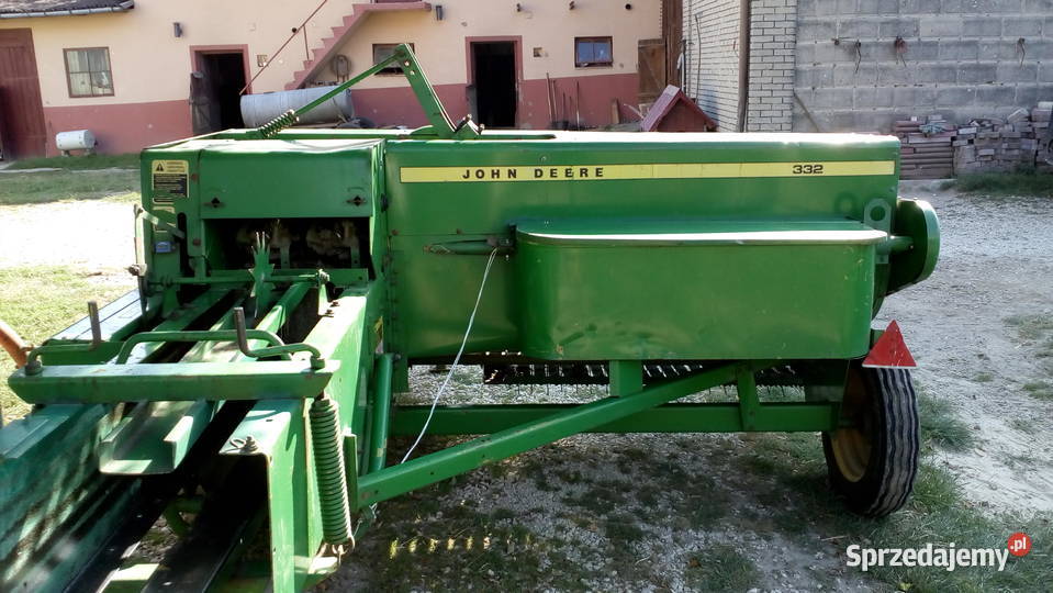Prasa kostkująca John Deere 332 Stary Solec