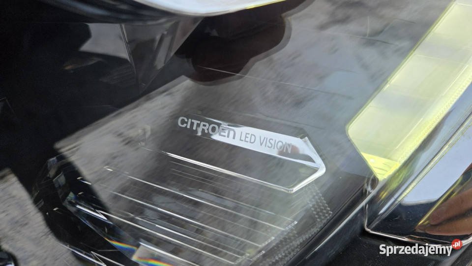 Citroen C4 12 130 33 Vat 23 Kamera 360 PDC światła przeciwmgielne sprzedam
