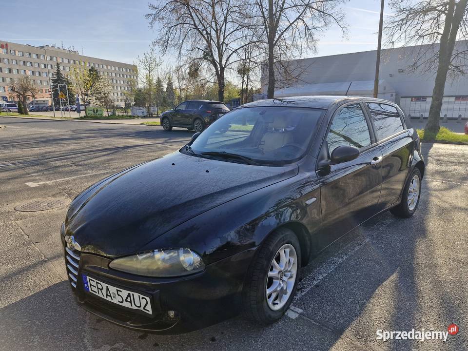 Syndyk sprzeda samochód osobowy Alfa Romeo 147 Oława