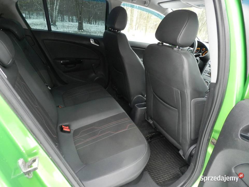 Opel Corsa D benzyna 14 100 5drzwi klima Livt Corsa wielkopolskie Puszczykowo