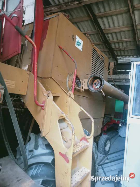 Kombajn zbożowy Bizon Super Z056 Wola Krzysztoporska