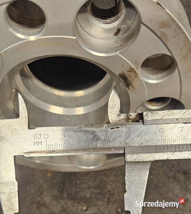 Dystanse przykręcane HR 5x100 25 mm 571 Jarosław sprzedam