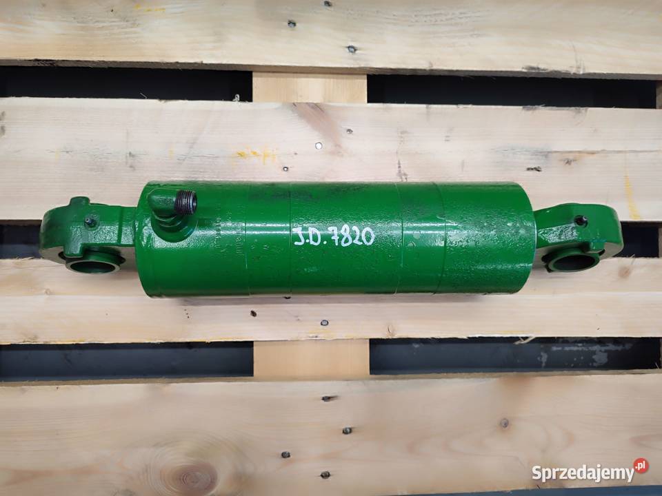 Siłownik hydrauliczny tylnego podnośnika Wilkowo