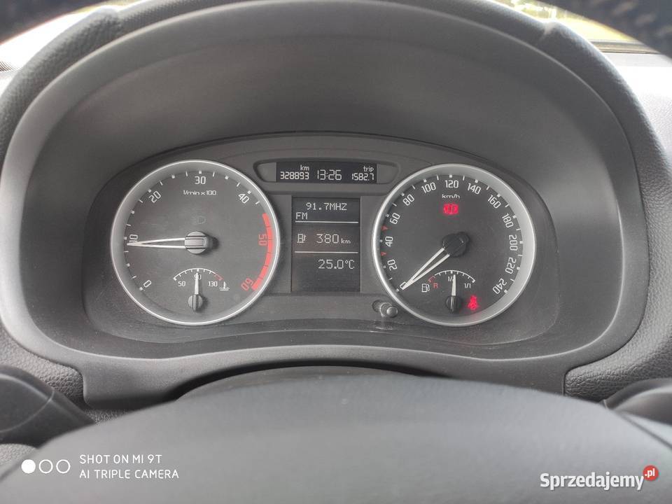 Skoda roomster 19 TDI półskóry świeze opłaty 330000km Koniecpol sprzedam