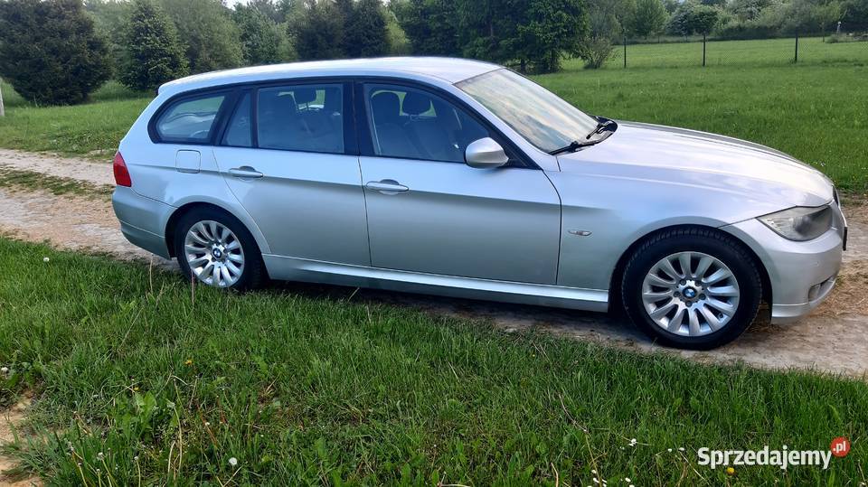 BMW Seria 3 E91 320d 2009 diesel Czarna Górna