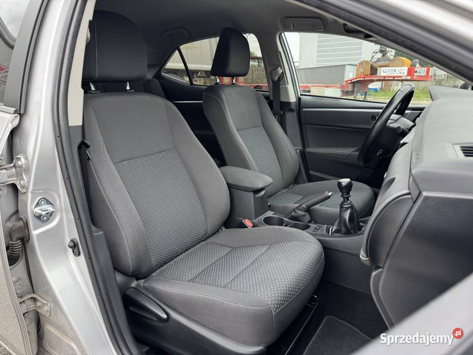 Toyota Corolla 16 BENZYNA Salon Polska Corolla wielkopolskie Konin