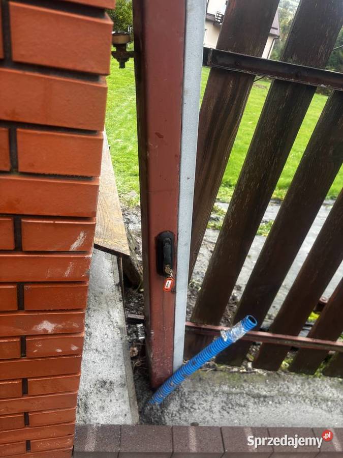 Brama przesuwna z automatem i bramką małopolskie Limanowa