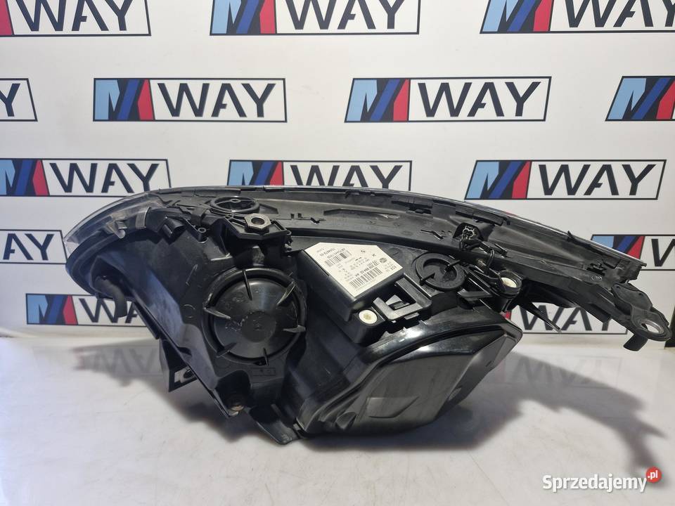 7044672 BMW E60 E61 LCI LAMPA PRAWY PRZÓD XENON Lampy przednie