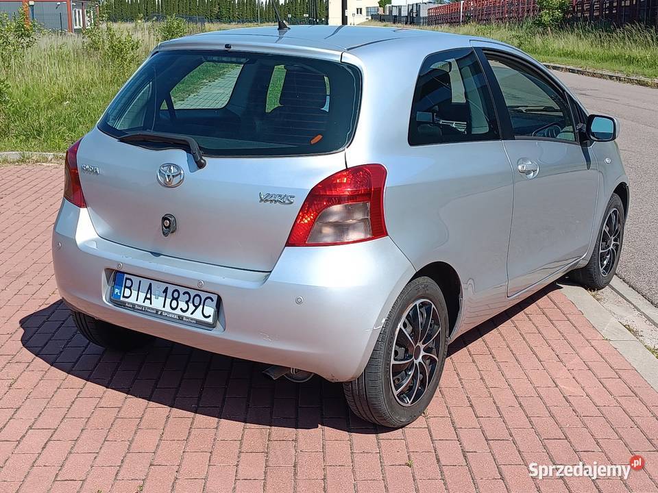 Toyota Yaris 13 benzyna Białystok sprzedam