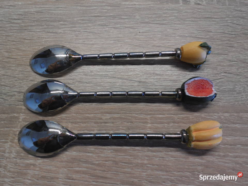Łyżeczki 3 z motywem owoców sprzedam