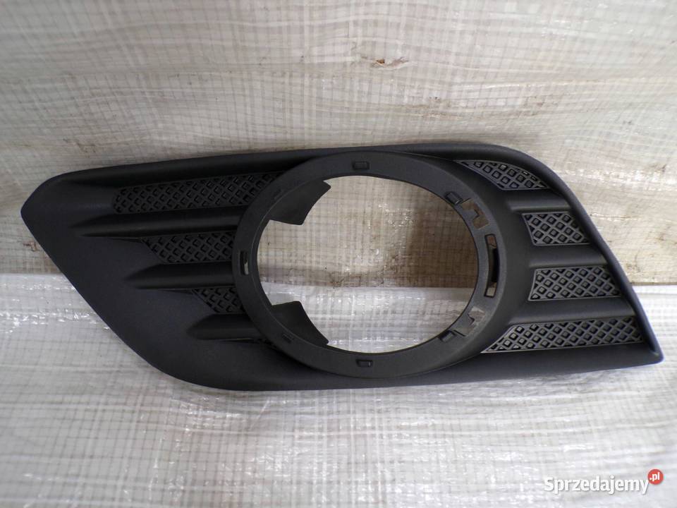 OPEL MOKKA A KRATKA HALOGENU LEWA NOWA 25980485 osobowe