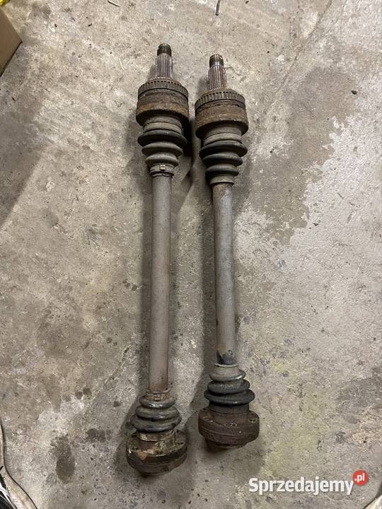 Półosie E46 lewa prawa mała głowa osobowe Półosie Ryczyca