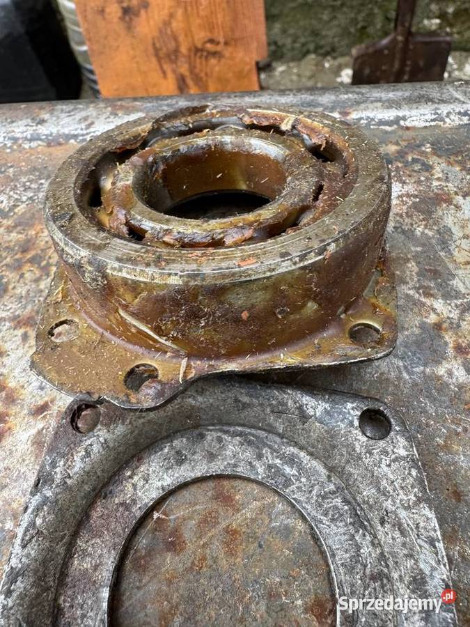 K750 M72 ORYGINALNA PRZEDNIA PODPORA WAŁU Nowa Przemyśl