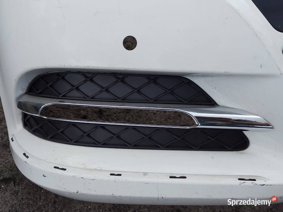 Zderzak przedni Mercedes W204 LIFT Zderzaki
