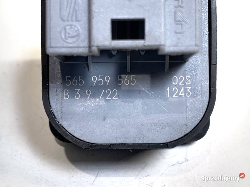 PRZEŁĄCZNIK REGULACJI LUSTEREK SKODA OCTAVIA IV sprzedam