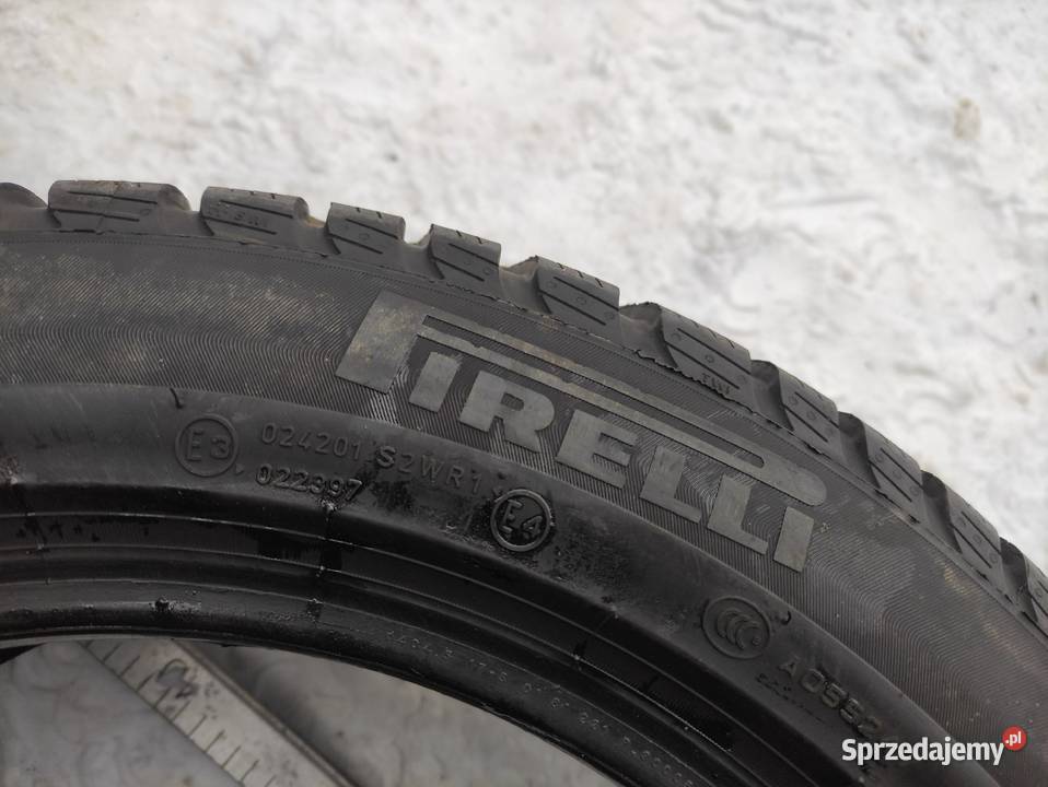 2x opony zimowe 20555R16 Pirelli Sottozero 3 Dukla sprzedam