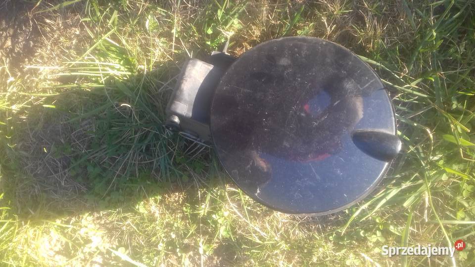 Klapka wlewu paliwa Ford Focus c 03 czarna Klapki wlewu paliwa Kraków sprzedam