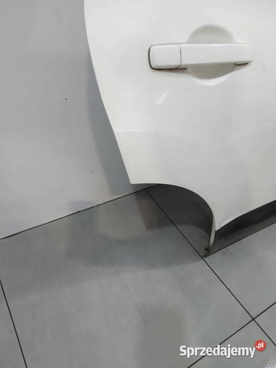 DRZWI PRAWE TYŁ 326G J10 Nissan Qashqai I