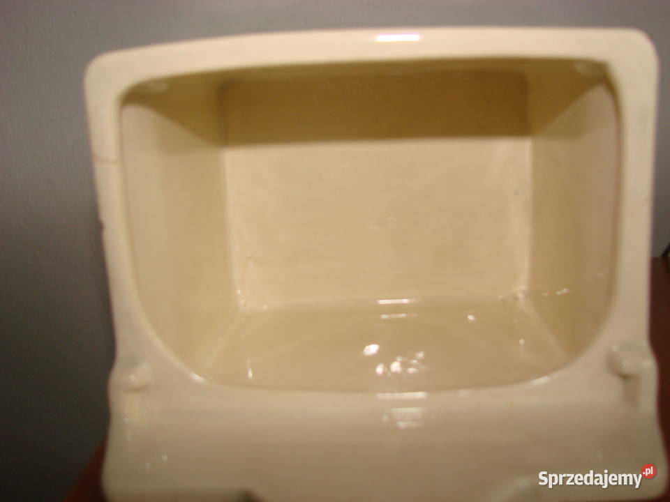 Włocławek solniczka kuchenna do zawieszania PRL