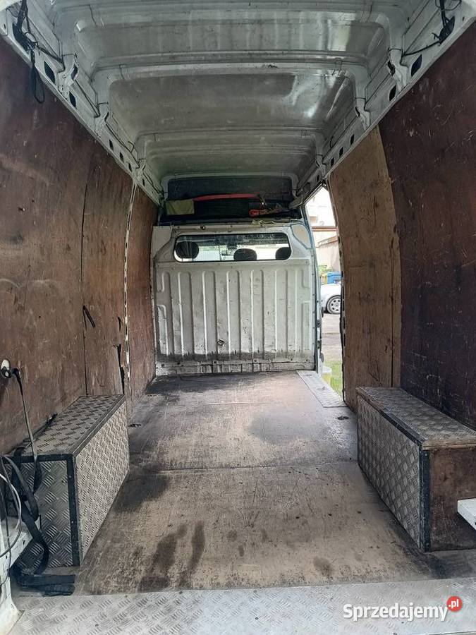 Usługi transportowe przeprowadzki wywóz złomu Legnica