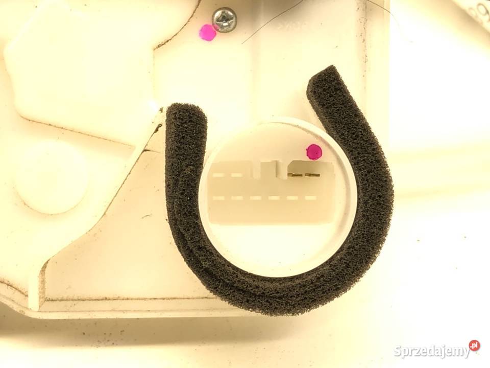 ZAMEK DRZWI PRAWY PRZÓD MITSUBISHI MIRAGE SPACE