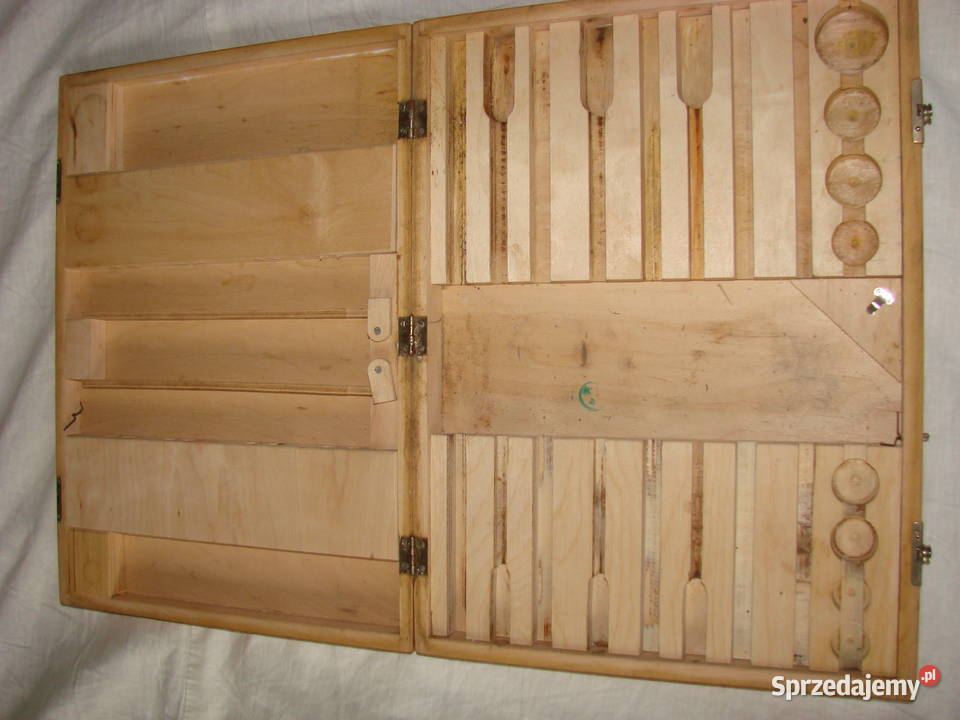 skrzynka na gwintowniki narzynki itp PRL Pruszcz Gdański sprzedam