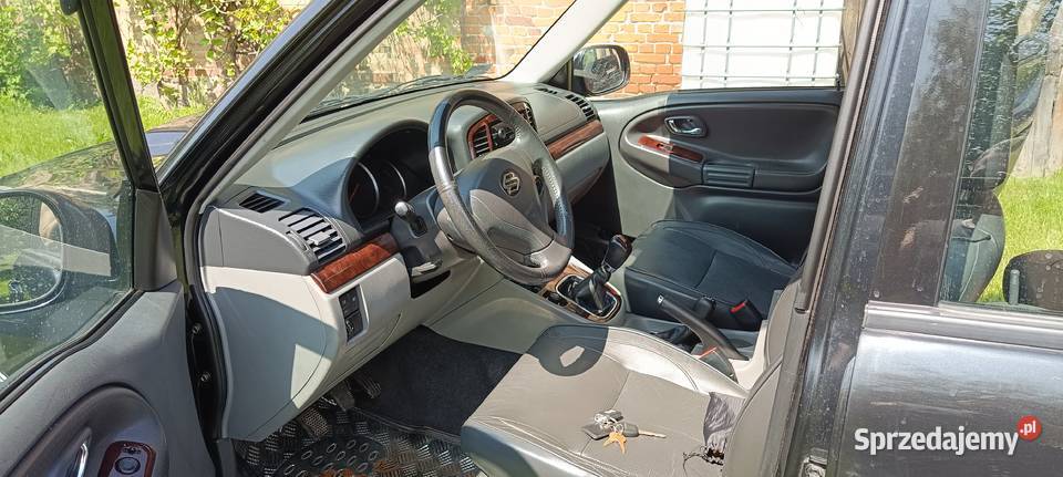 Suzuki Grand Vitara drugi właściciel auto Sarbinowo