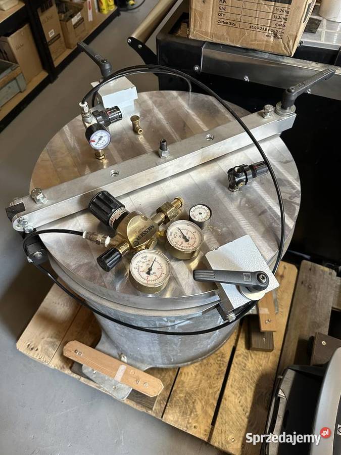 Zbiornik ciśnieniowy na klej termotopliwy PUREVA małopolskie