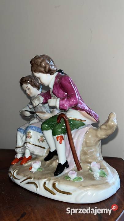 Figurka porcelanowa Pary Dworskiej z owieczką Gdańsk sprzedam