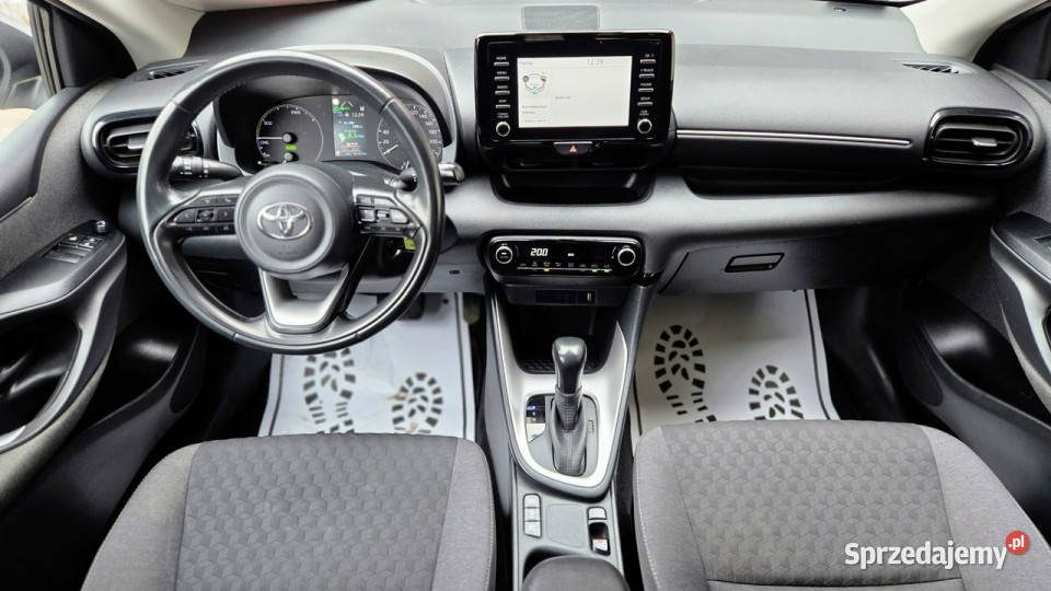 Toyota Yaris 15 Hybrid 116 COMPORT Salon I